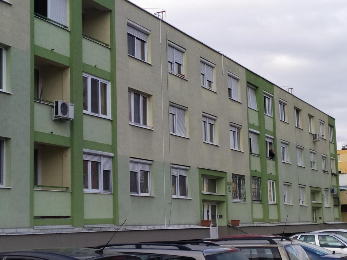 Otthon-laksz Apartment